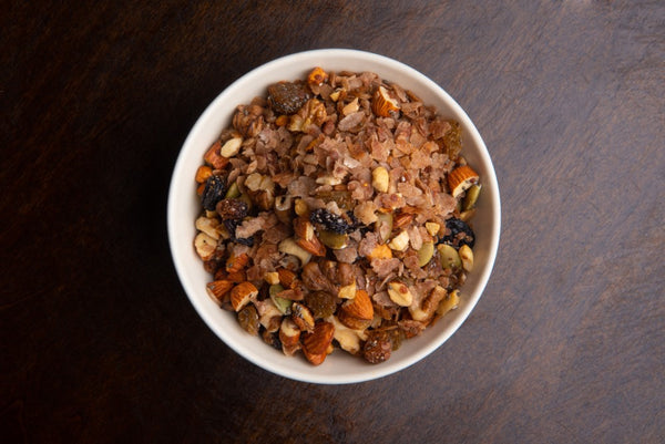 Mapillai Champa Red Rice Flakes, Walnuts & Fig Muesli – high-fiber, nutrient-rich breakfast made with heritage red rice, crunchy walnuts, and sweet figs