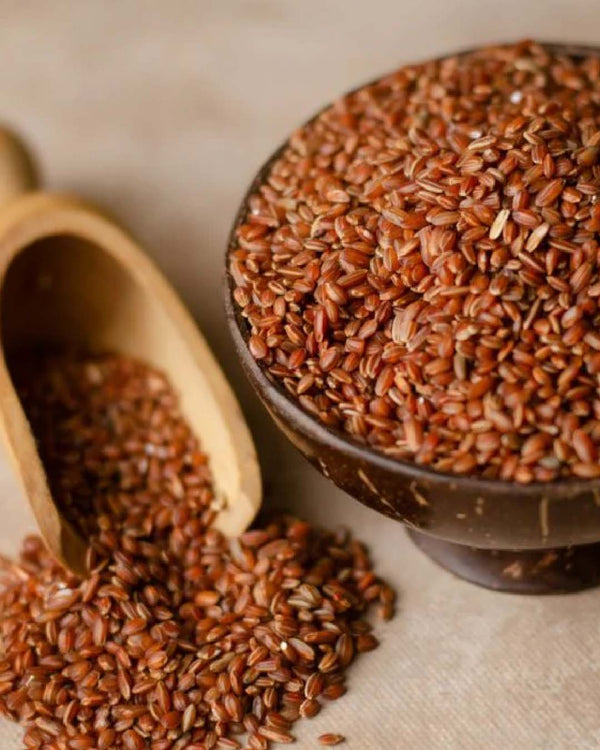 Onamatta Organic Unpolished Matta Red Rice – Kerala’s traditional nutrient-rich red rice with earthy flavor and high fiber, priced at ₹175 per kg